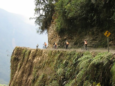 Bolivia-Dangerous-Road-420x0.jpg