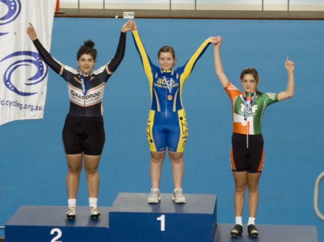 Emily wins JW15 500m ITT Vics